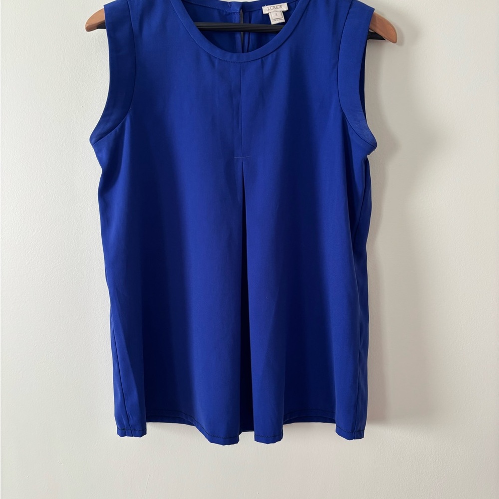 Sleeveless Blue Blouse
